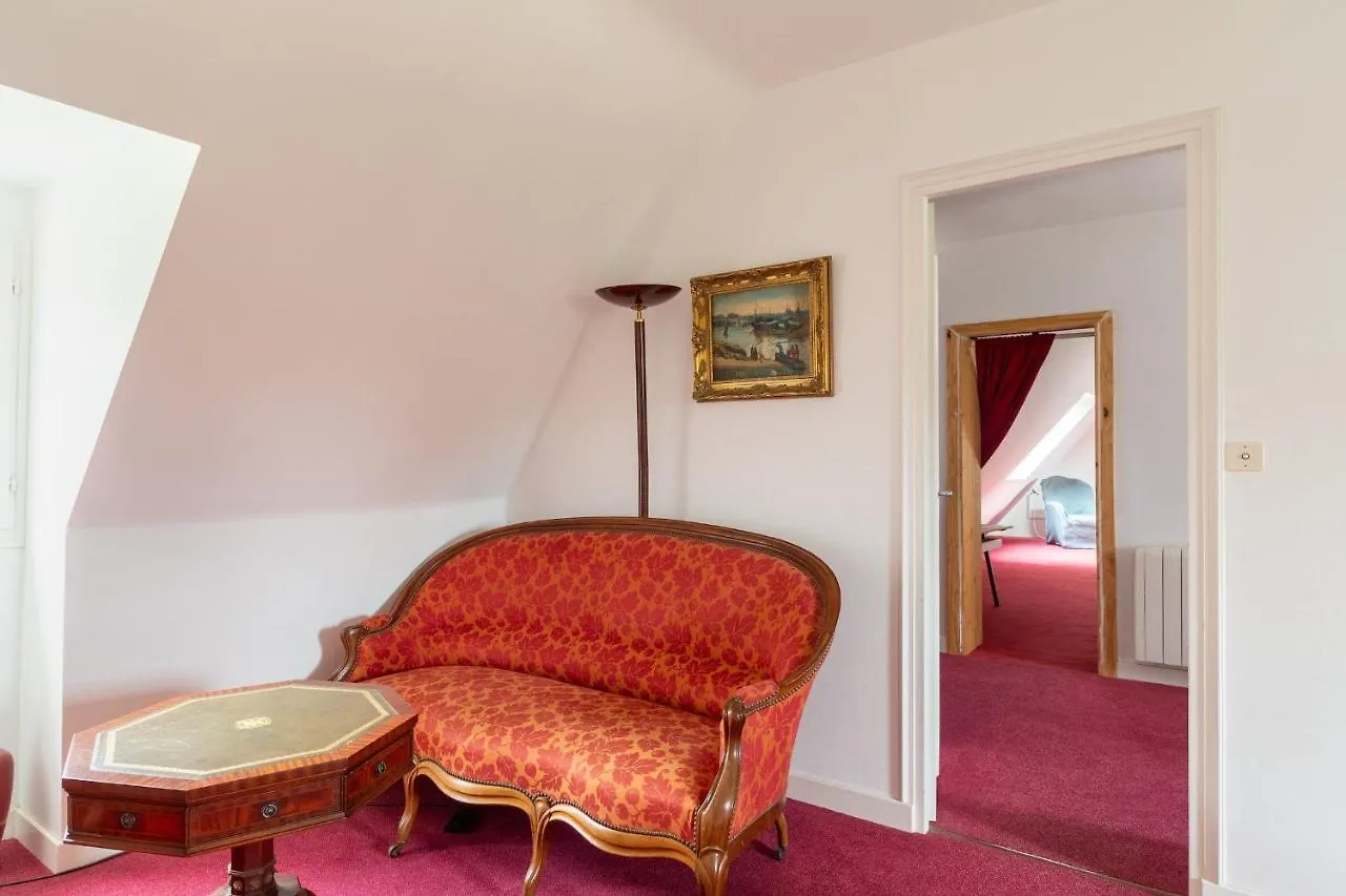 Grande Maison Familiale A 230M De La Plage ! Planguenoual 0*,  France